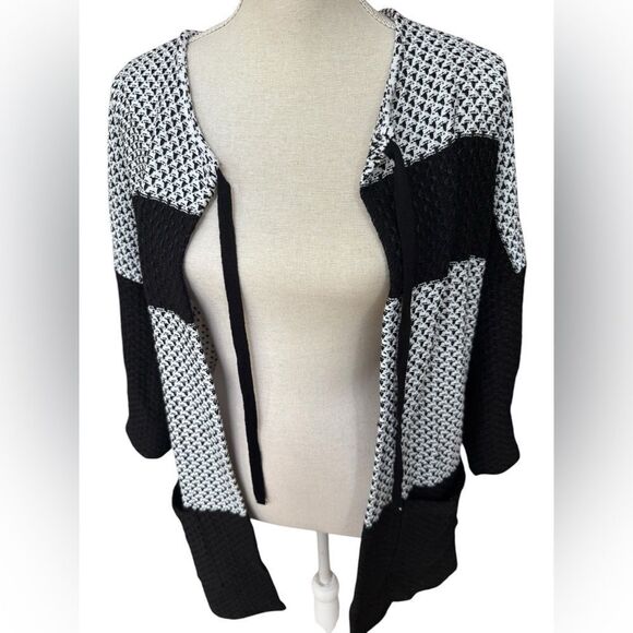 St. John Black White Knit Open Cardigan Sweater M - Picture 4 of 7